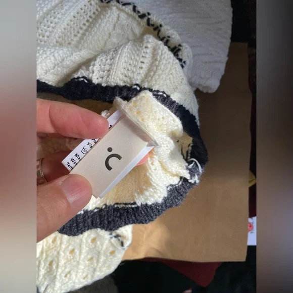 Dress - Picture 5 of 6